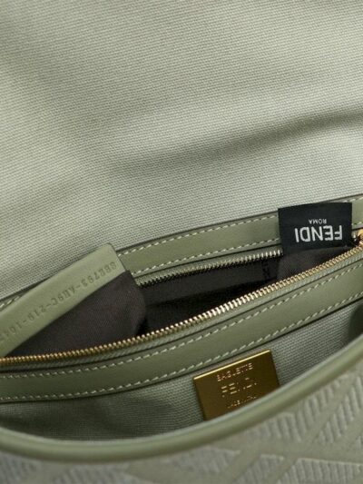 2e3b65a5.