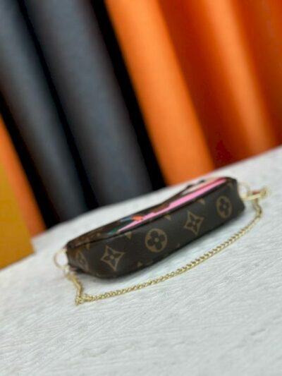 7dd6cbaf.