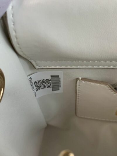 87901bcc.