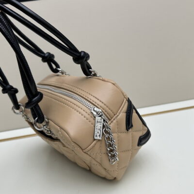 Chanel 611 23x12x9cm Jj22_1973870