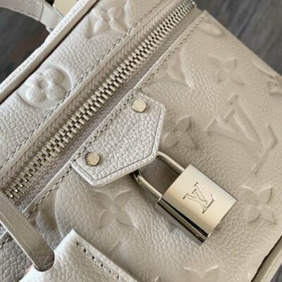 M13593 11.5x6.5x19cm Wp 5_1950540