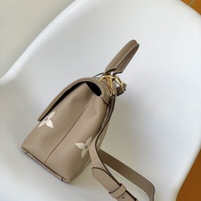 M46041 30x19.5x11cm Wp 1_1950661