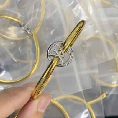 New Arrival Lv Bracelet J1892.