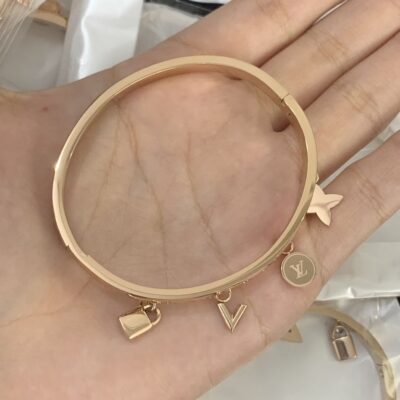 New Arrival Lv Bracelet J1893.