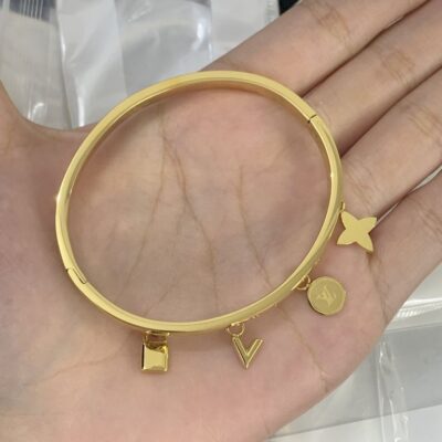 New Arrival Lv Bracelet J1895.