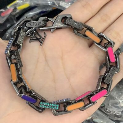 New Arrival Lv Bracelet J1929.