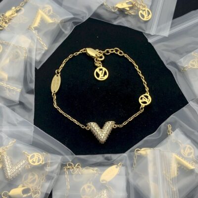 New Arrival Lv Bracelet J1934.