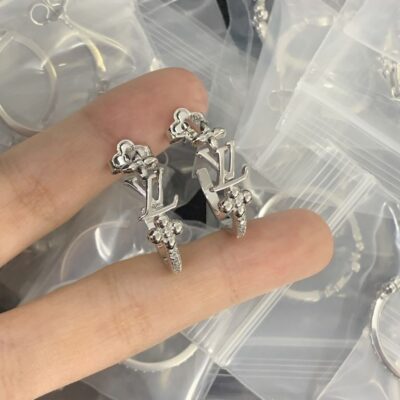 New Arrival Lv Earring J1011.