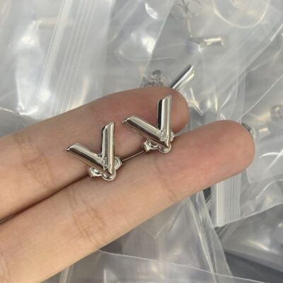 New Arrival Lv Earring J1028.