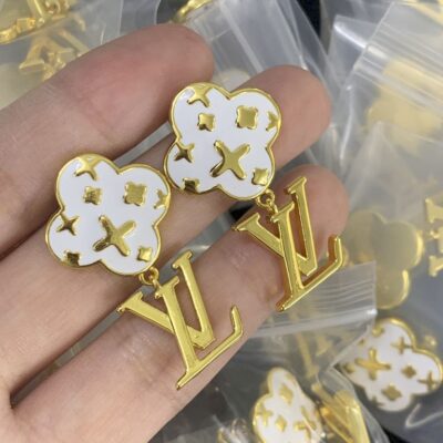 New Arrival Lv Earring J1845.