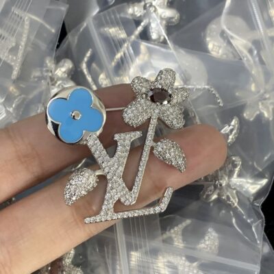 New Arrival Lv Earring J1864.