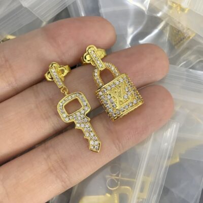 New Arrival Lv Earring J970.