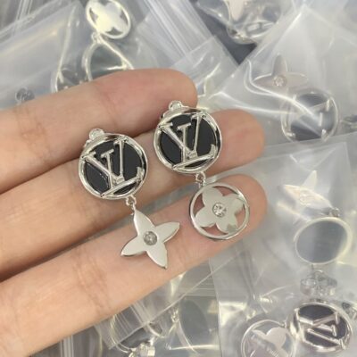 New Arrival Lv Earring J991.