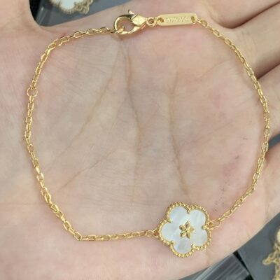 New Arrival Van Cleef & Arpels Bracelet J847..