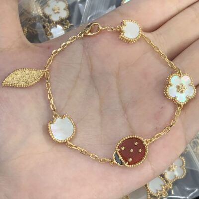 New Arrival Van Cleef & Arpels Bracelet J848..