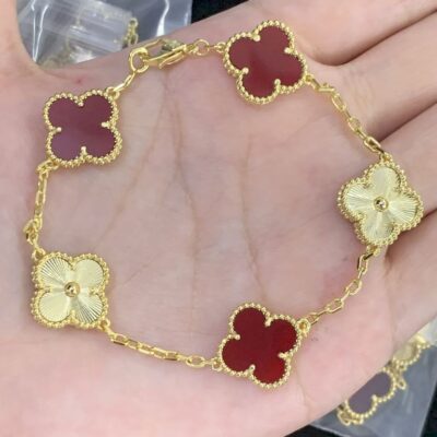 New Arrival Van Cleef & Arpels Bracelet J855..