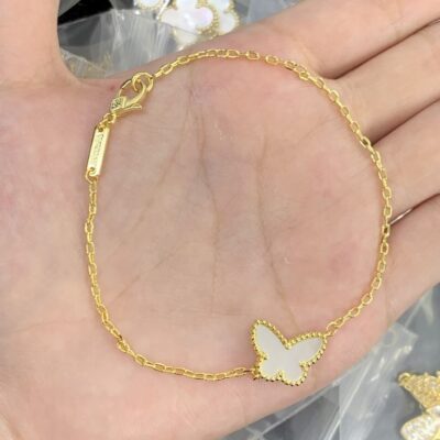 New Arrival Van Cleef & Arpels Bracelet J859..