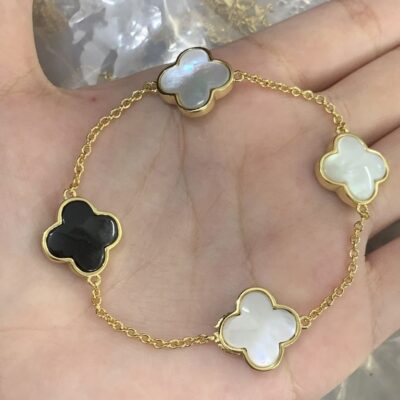 New Arrival Van Cleef & Arpels Bracelet J870.