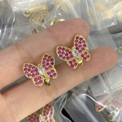 New Arrival Van Cleef & Arpels Earring J785.