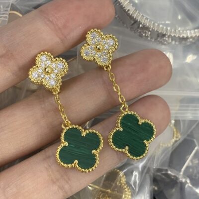 New Arrival Van Cleef & Arpels Earring J810.