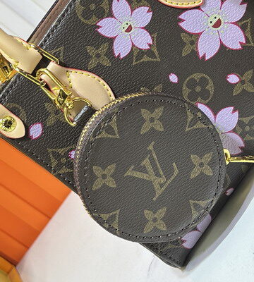 On M46373 18x15x8 5cm Ss5_1960877