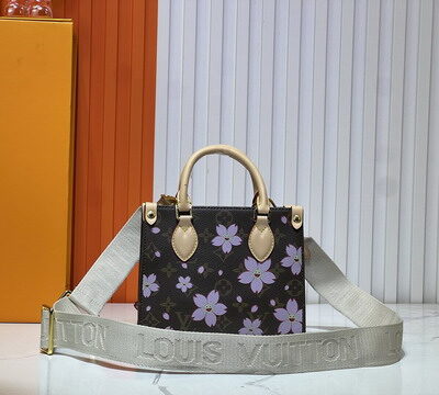 On M46373 18x15x8 5cm Ss6_1960876