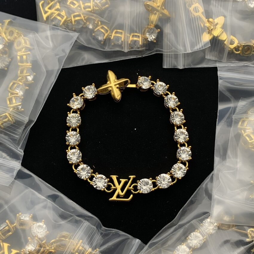 New Arrival Lv Bracelet J1105