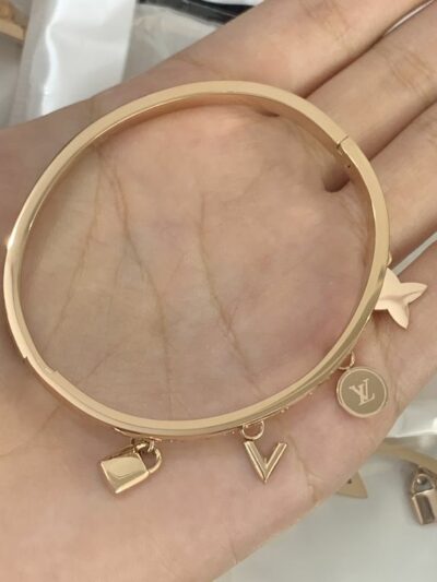 New Arrival Lv Bracelet J1893.