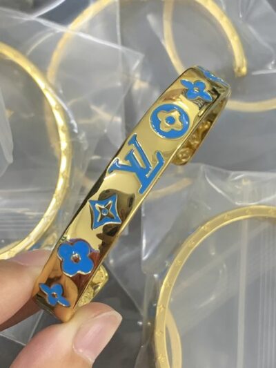 New Arrival Lv Bracelet J1896.