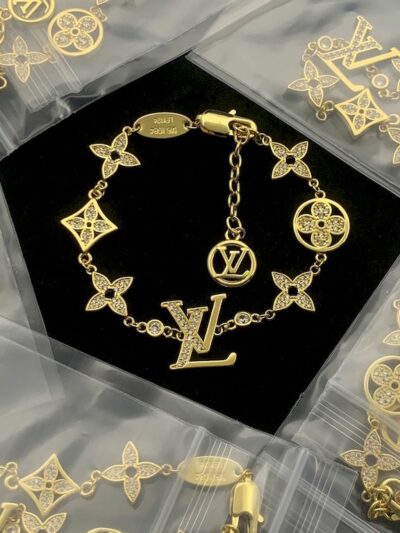 New Arrival Lv Bracelet J1914.