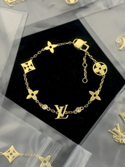 New Arrival Lv Bracelet J1915.