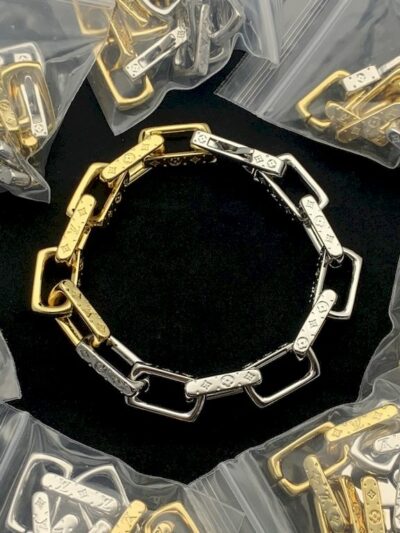 New Arrival Lv Bracelet J1923.