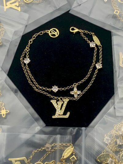 New Arrival Lv Bracelet J1928.