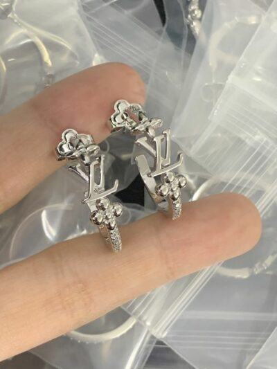 New Arrival Lv Earring J1011.