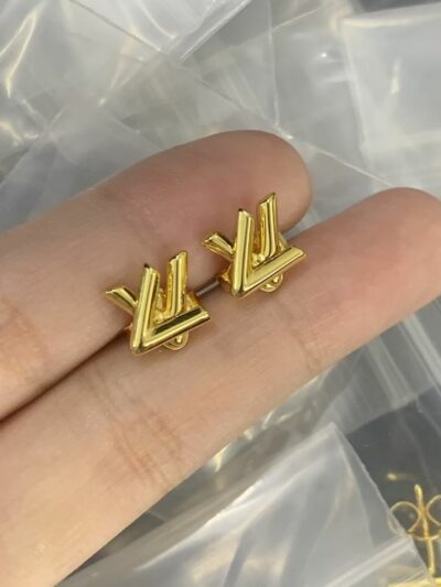 New Arrival Lv Earring J1850.