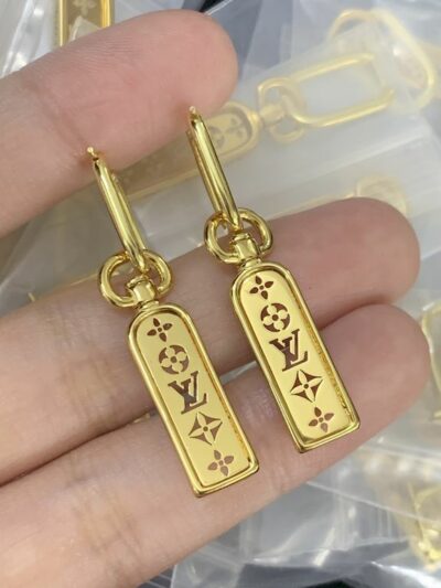 New Arrival Lv Earring J1858.