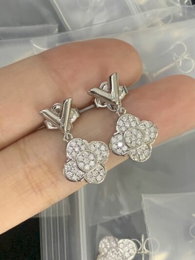 New Arrival Lv Earring J981.