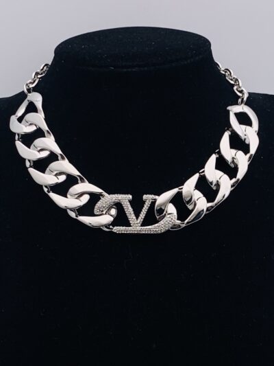 New Arrival Valentino Necklace J2285