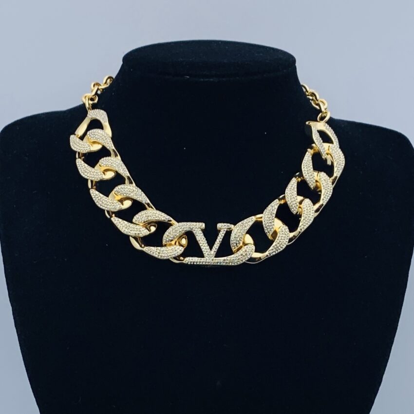 New Arrival Valentino Necklace J2296