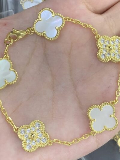 New Arrival Van Cleef & Arpels Bracelet J856..